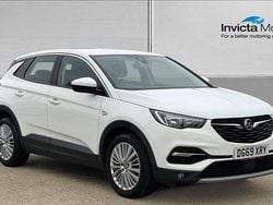 White Used 2019 Vauxhall Grandland X SUV | £10,500 (Fair price)