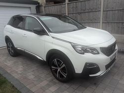 White Used 2017 Peugeot 3008 Allure SUV | £9,795 (A bit pricey)