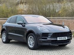 Grey Used 2019 Porsche Macan SUV | £28,990 (Good price)