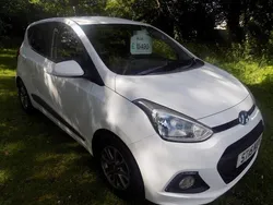 White Used 2015 Hyundai i10 Premium Hatchback | £5,496 (Fair price)