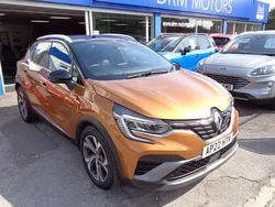 Orange/black Used 2022 Renault Captur R.S. SUV | £16,995 (Fair price)