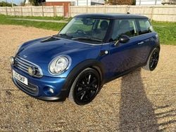 Blue Used 2013 Mini Cooper Hatch Hatchback | £3,395 (Fair price)