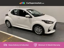 White Used 2022 Toyota Yaris Hybrid Hatchback | £11,897 (Good price)