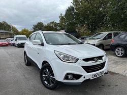 White Used 2015 Hyundai ix35 SE SUV | £3,995 (Good price)