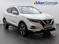 White Used 2020 Nissan Qashqai S SUV | £12,550 (Good price)