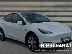 White Used 2022 Tesla Model Y Long Range SUV | £26,052 (Good price)