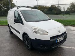 White Used 2014 Peugeot Partner S MPV | £2,695 (Fair price)