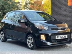 Black Used 2016 Kia Picanto 2 Hatchback | £4,775 (Fair price)