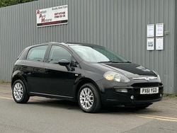Black Used 2011 Fiat Punto Evo Hatchback | £2,250