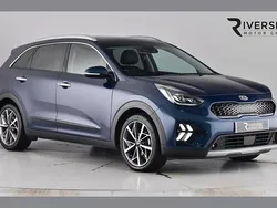 Blue Used 2020 Kia Niro 4 SUV | £16,995 (Good price)