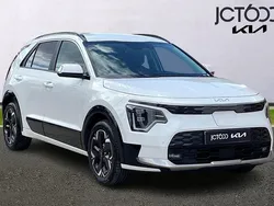 White Used 2024 Kia e-Niro 3 SUV | £25,000 (Expensive)