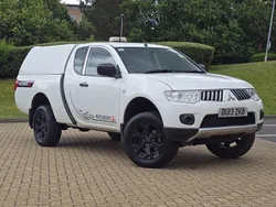 White Used 2013 Mitsubishi L200 Pickup | £6,995 (Fair price)