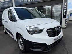 White Used 2021 Vauxhall Combo MPV | £10,740 (Expensive)