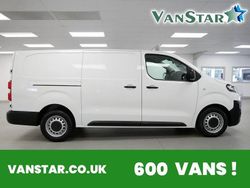 White Used 2022 Citroën Dispatch MPV | £14,789 (Fair price)