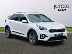 White Used 2022 Kia Niro 3 SUV | £17,748 (Fair price)