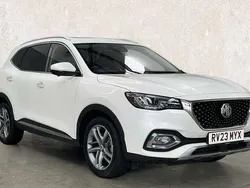 White Used 2022 MG HS Exclusive SUV | £18,442 (Fair price)