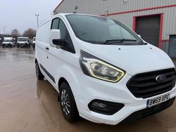 White Used 2020 Ford Transit Custom Trend Van | £7,995 (Fair price)
