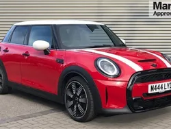 Red Used 2022 Mini Cooper S Countryman Exclusive SUV | £21,646 (Super price)