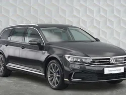 Grey Used 2022 VW Passat Advance Estate | £18,962 (Fair price)