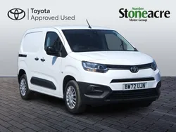 White Used 2023 Toyota Proace Van | £13,750 (Good price)
