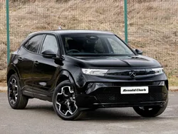 Two coat metallic carbon black New 2025 Vauxhall Mokka SUV | £22,998 (Fair price)