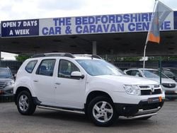 White Used 2013 Dacia Duster Lauréate SUV | £7,495 (Fair price)