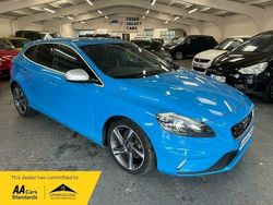Blue Used 2015 Volvo V40 R-Design Estate | £6,000 (Fair price)