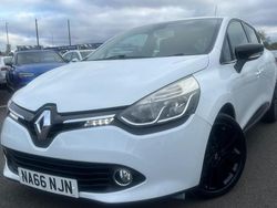 White Used 2016 Renault Clio IV Dynamique Hatchback | £7,499 (Fair price)