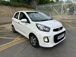 White Used 2015 Kia Picanto 2 Hatchback | £8,795 (Fair price)