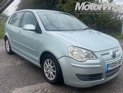 Silver Used 2009 VW Polo Hatchback | £1,495 (Good price)
