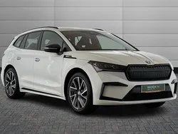 Moon white Used 2022 Skoda Enyaq iV SportLine SUV | £26,995 (Fair price)