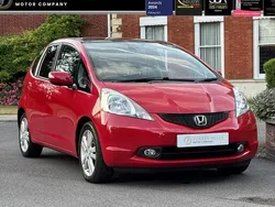 Red Used 2009 Honda Jazz EX Hatchback | £4,750 (A bit pricey)