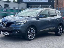 Grey Used 2016 Renault Kadjar Dynamique SUV | £6,495 (Fair price)