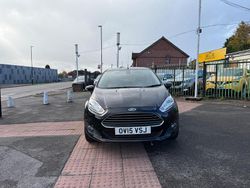Black Used 2015 Ford Fiesta Titanium Hatchback | £5,190 (Good price)