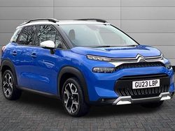 Voltaic blue with polar white bitone roof Used 2023 Citroën C3 Aircross PureTech SUV | £14,950 (Fair price)