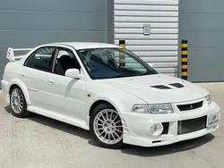 White Used 1999 Mitsubishi Lancer | £44,995