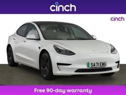 White Used 2021 Tesla Model 3 Standard Range Sedan | £17,599 (Fair price)