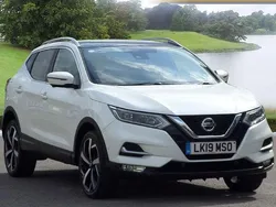 White Used 2019 Nissan Qashqai Tekna SUV | £10,500 (Good price)