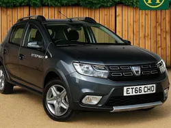 Grey Used 2017 Dacia Sandero Lauréate Hatchback | £4,595 (Fair price)