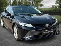 Black Used 2019 Toyota Camry Sedan | £22,985 (A bit pricey)