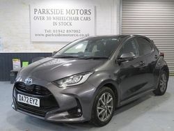 Used 2022 Toyota Yaris Hybrid Design | £17,999 (Fair price)