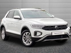 Pure white New 2025 VW T-Roc Match SUV | £26,640 (Super price)