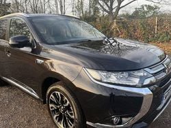 Used 2018 Mitsubishi Outlander P-HEV Estate | £11,995 (Good price)