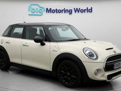 Used 2019 Mini Cooper S Classic Hatchback | £11,300 (Fair price)