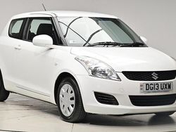 White Used 2013 Suzuki Swift Hatchback | £5,480 (A bit pricey)