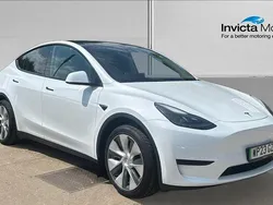 White Used 2023 Tesla Model Y SUV | £24,250 (Fair price)