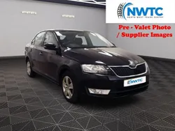 Black Used 2017 Skoda Rapid SE Hatchback | £4,795 (Fair price)