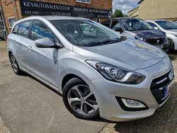 Silver Used 2015 Hyundai i30 SE Estate | £9,495 (A bit pricey)