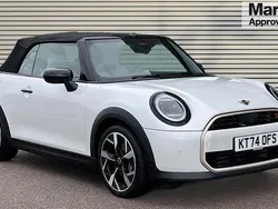 White Used 2025 Mini Cooper S Exclusive Hatchback | £32,280