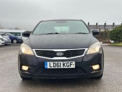 Black Used 2011 Kia Ceed Hatchback | £1,695 (Expensive)